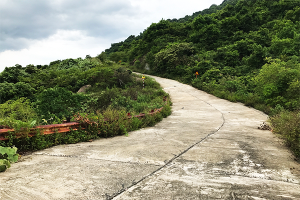 CYCLE UP THE MONKEY MOUNTAIN