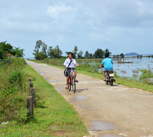 Bike tour Tam Giang Lagoon