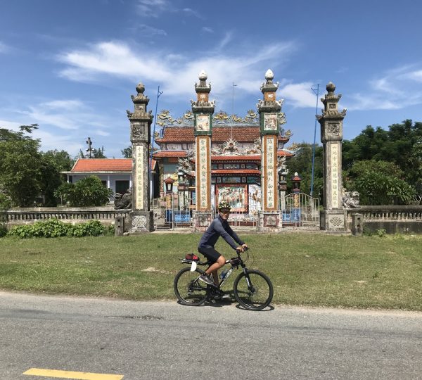 Bike tour from Da Nang to Hue